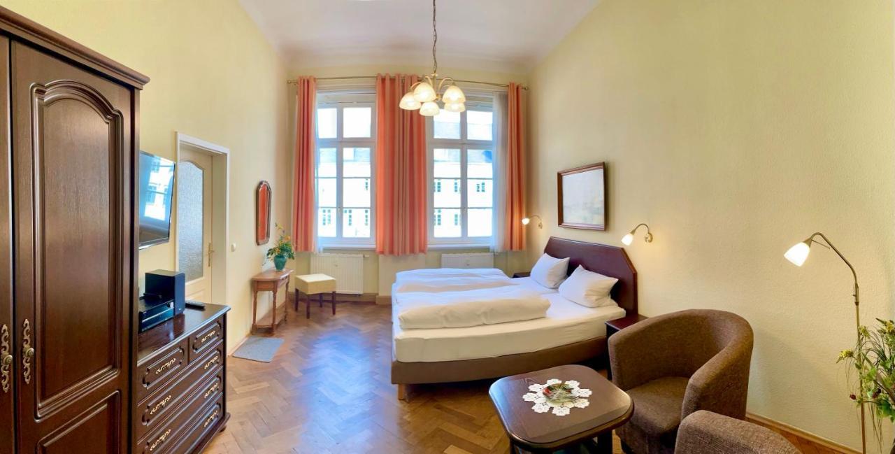 Apartmenthaus Stadt Metz Dresda Esterno foto