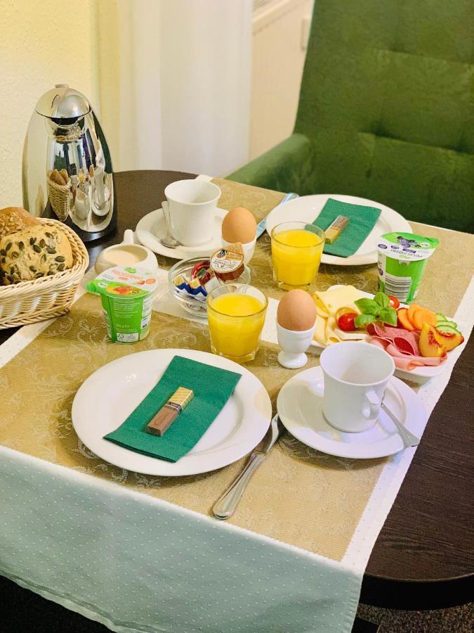 Apartmenthaus Stadt Metz Dresda Esterno foto