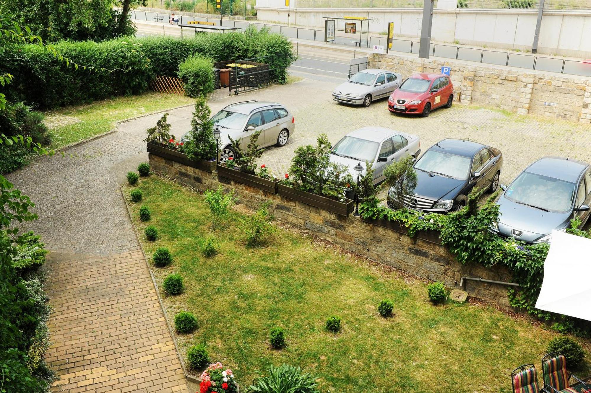 Apartmenthaus Stadt Metz Dresda Esterno foto