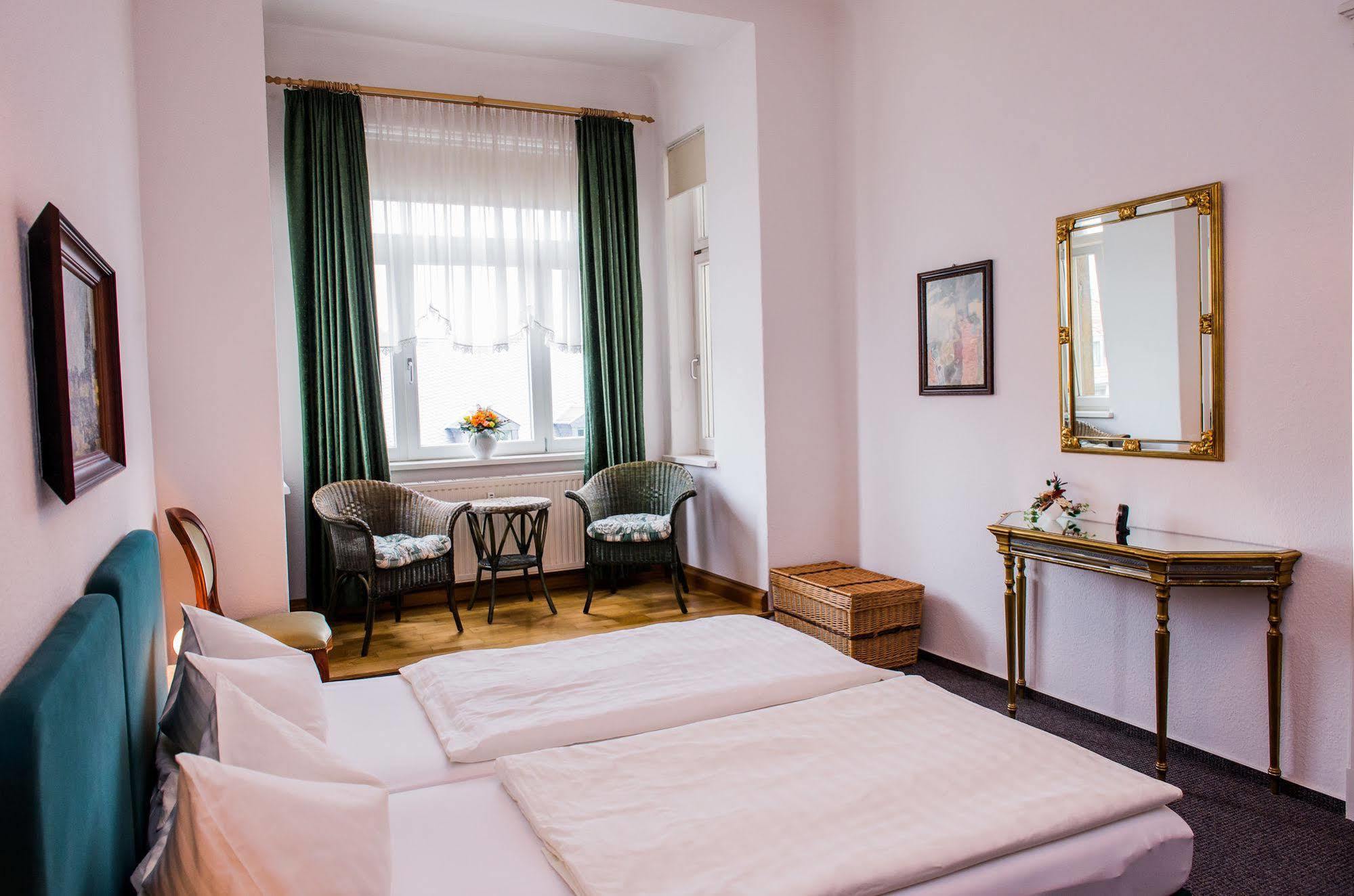 Apartmenthaus Stadt Metz Dresda Esterno foto